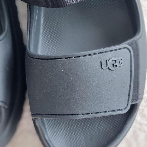 New UGG sports strappy sandals Black M Sz 12 main image 6